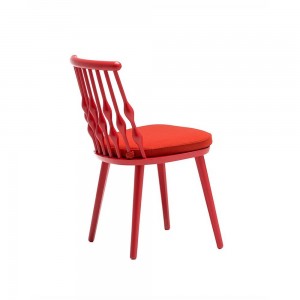 Silla Nub Andreu World. Diseño elegante en madera para interiores.