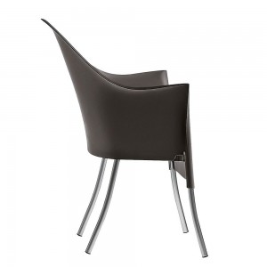 Sillón Lord Yo de Driade. Silla con diseño ideal para interior y exterior.