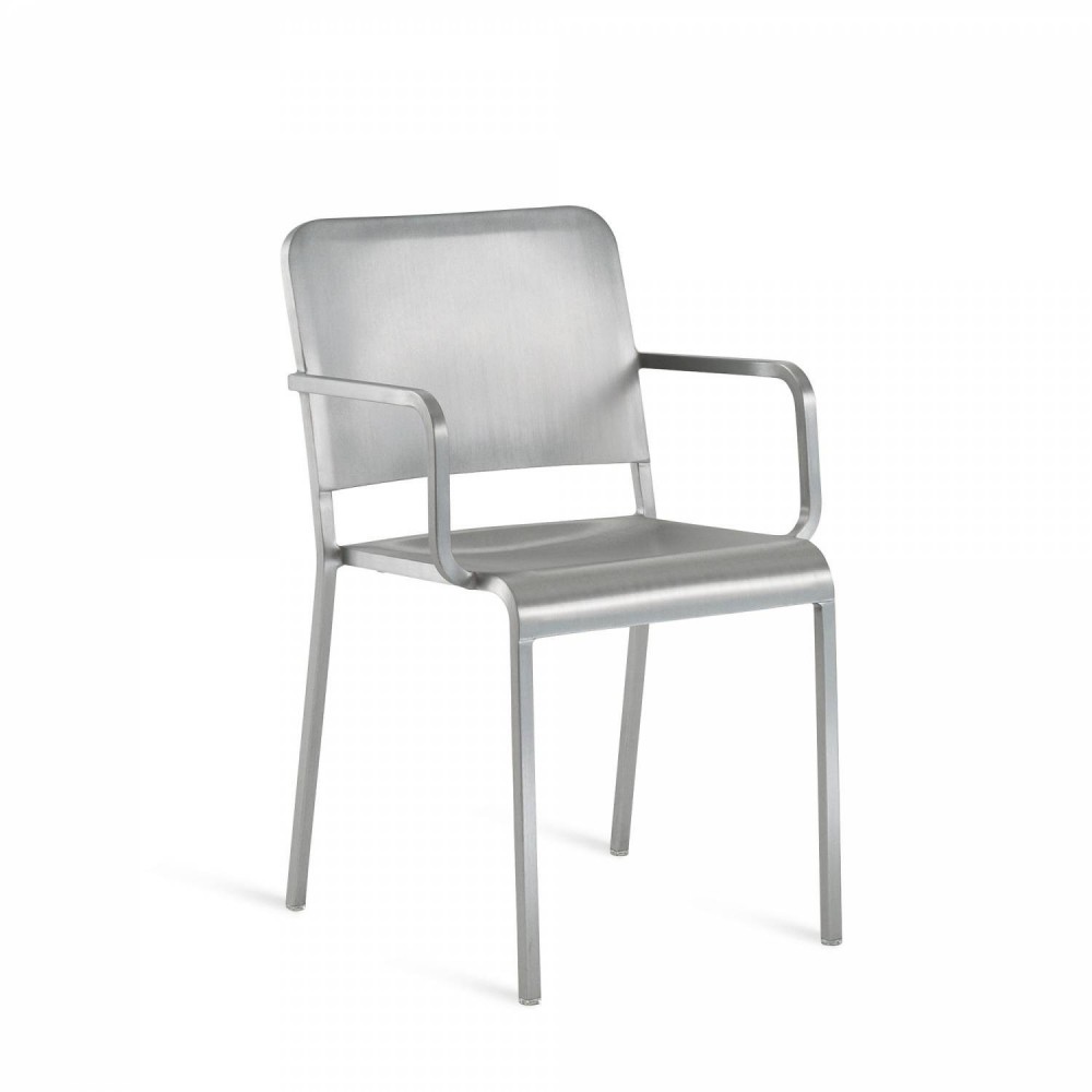 Silla brazos 20-06 de Emeco. Sillas diseño.