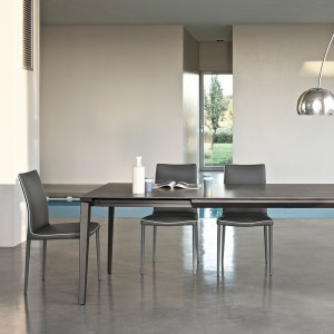 Mesa Echo Extensible Cerámica de Bontempi. Muebles modernos italianos.