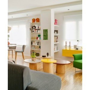 Banqueta de madera Tab de Sancal. Complementos modernos.