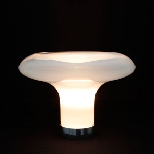Lesbo sobremesa de Artemide. Tienda online de lámparas modernas.