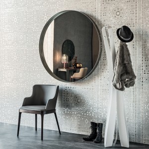 Espejo Wish de Cattelan Italia. Espejos redondos con marco de acero barnizado.
