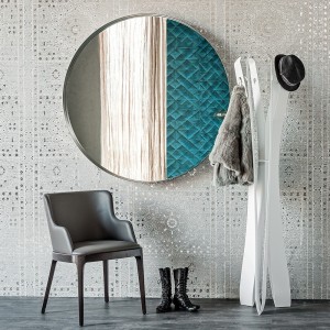 Espejo Wish de Cattelan Italia. Espejos redondos con marco de acero barnizado.
