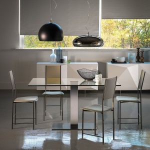Mesa Elvis de Cattelan Italia. Muebles modernos italianos. Mesas de cristal.