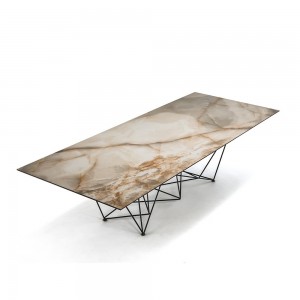 Mesa Gordon Keramik de Cattelan Italia. Mesa de comedor de diseño italiano.