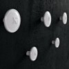 Percha Bottone de Cattelan Italia. Percha de pared con forma de botón.