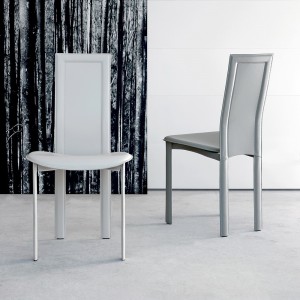 Silla Lara de Cattelan Italia. Sillas tapizada en cuero. Sillas de diseño.