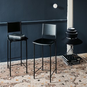 Taburete Alessio de Cattelan Italia. Muebles modernos italianos. Taburetes cuero.
