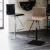 Taburete Toto de Cattelan Italia. Muebles modernos italianos. Taburetes giratorios.