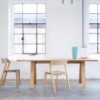 Mesa Stelvio de Ton. Mesas de diseño moderno. Mesas de comedor en madera.