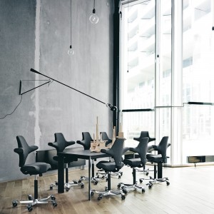 Silla Capisco 8106 de Hag. Sillas de oficina. Sillas de trabajo modernas.