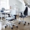 Silla Mereo 220 Plata de RH Sillas. Sillas oficina. Sillas con ruedas.