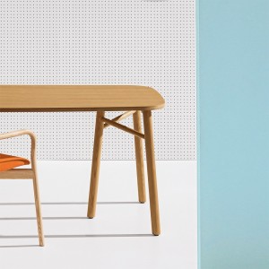 Mesa Shakti de Discipline. Muebles y complementos de diseño para hogar.