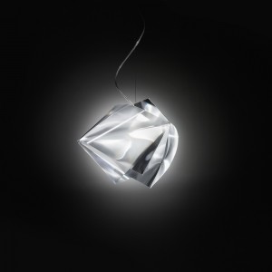 Lámpara suspensión Gemmy Prisma de Slamp. Lámparas de diseño versátil.