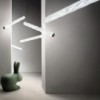 Lámpara suspensión Hugo Horizontal de Slamp. Diseño ideal ideal para oficinas.