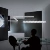 Lámpara suspensión Hugo Horizontal de Slamp. Diseño ideal ideal para oficinas.