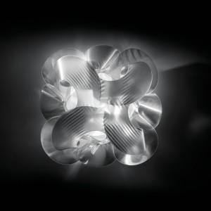 Lámpara Fabula de Slamp. Diseño de iluminación para pared o techo.