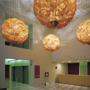 Lámpara suspensión Liceo 1999 de Santa & Cole. Lámparas de diseño moderno.