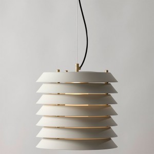 Lámpara suspensión Maija 1955 de Santa & Cole. Lámparas de diseño moderno.