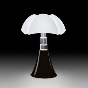 Lámpara sobremesa Pipistrello de Martinelli Luce. Lámparas e iluminación.