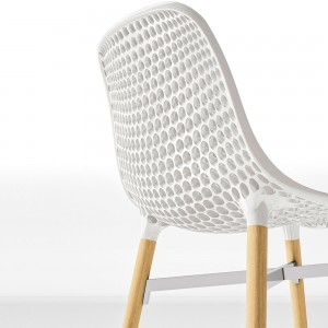 Silla Next patas haya natural de Infiniti. Sillas modernas.