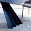 Mesa Ventaglio fija cristal/cerámica de Tonin casa. Muebles modernos de hogar.