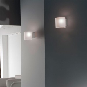 Aplique Tube de Martinelli Luce. Lámparas e iluminación.
