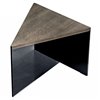 Mesa centro Regolo triangular madera de Sovet Italia. Mesas y complementos de diseño.
