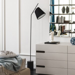 Lámpara moderna de pie Karibù de Cattelan Italia. Lámparas de pie modernas.
