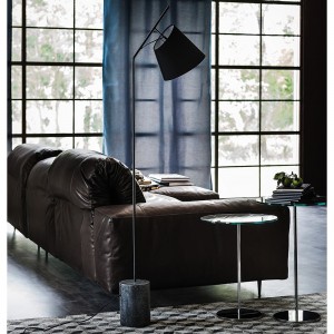 Lámpara moderna de pie Karibù de Cattelan Italia. Lámparas de pie modernas.