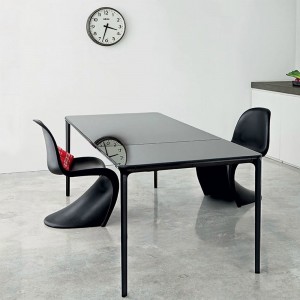 Mesa Slim 8 extensible de Sovet. Mesas y complementos de diseño moderno.