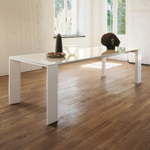 Mesa Toronto de Sovet. Mesa moderna con estructura de madera. Mesas de diseño.