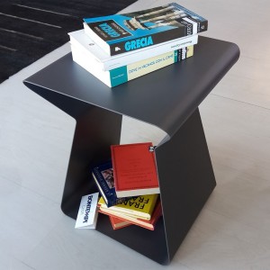 Mesa Auxiliar Kito de Bontempi. Muebles modernos italianos. Mesa auxiliar para salón.