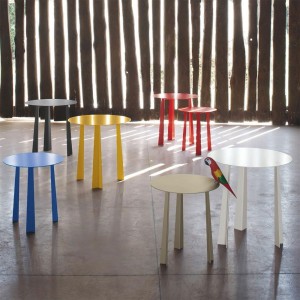 Mesa Auxiliar Tao de Bontempi. Mesas auxiliares. Muebles modernos italianos.