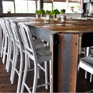 Taburete Navy de Emeco. Comprar Emeco