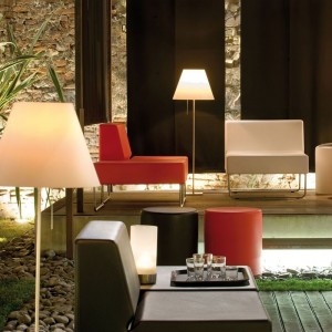 Pouf Host lounge outdoor de Pedrali. Poufs de diseño modular. Poufs para exteriores.