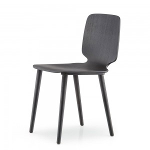 Silla Babila 2700 de Pedrali. Sillas de diseño. Sillas de madera de fresno,