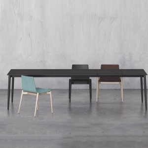 Silla Malmo 391 de Pedrali. Sillas de diseño. Sillas tapizadas contract.