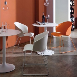 Sillón Grace 410/411 de Pedrali. Sillas de diseño. Sillas de cocina y comedor.