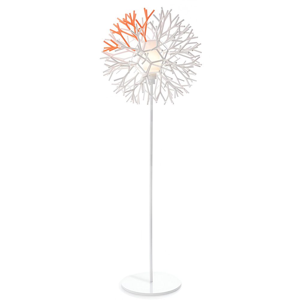 Lámpara pie Coral. Palluco. Excelente diseño para ambientar tus espacios internos.