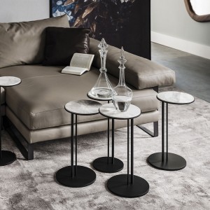 Mesita Sting de Cattelan Italia. Muebles modernos italianos. Mesas auxiliares.