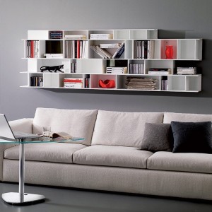 Librería Byblos de Ozzio design. Sillas y mesas transformables.