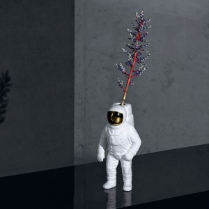 Astronauta Starman de Seletti. Complementos, mueble auxiliar e iluminación