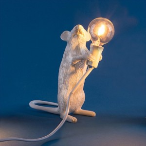 Lámpara sobremesa Mouse Standing de Seletti. Complementos, mueble auxiliar e iluminación