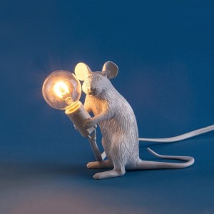 Lámpara sobremesa Mouse Sitting de Seletti para habitaciones juveniles
