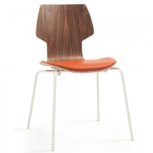 Silla Gràcia Metal Mobles 114. Moderna silla ideal para espacios contract.