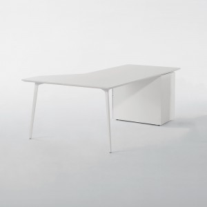 Mesa con ala y buck Fly de Sellex. Camas y mesas modernas. Mesas de estudio.