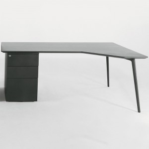 Mesa con ala y buck Fly de Sellex. Camas y mesas modernas. Mesas de estudio.