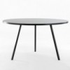 Mesa redonda Loop Stand Round Hay. Mesa de diseño elegante y moderno.